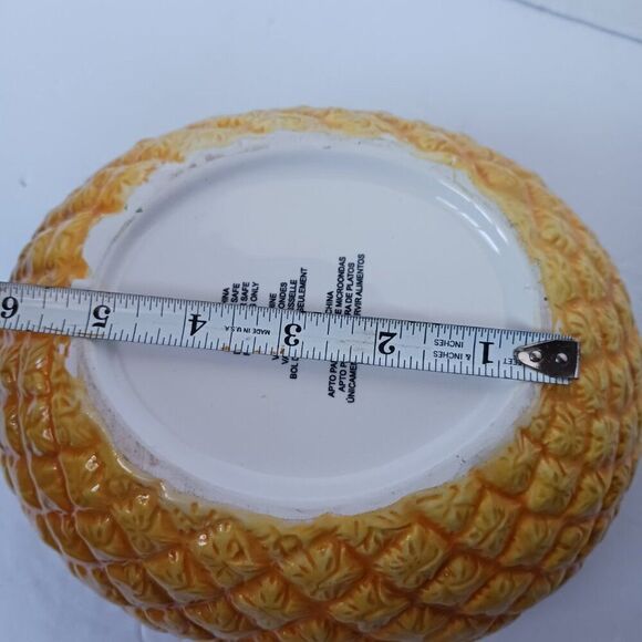 Avon Pineapple Ceramic Serving Bowl - Picture 6 of 10